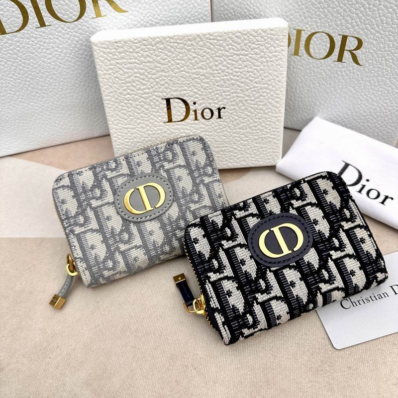 Dior 30 Montaigne S2155 zy