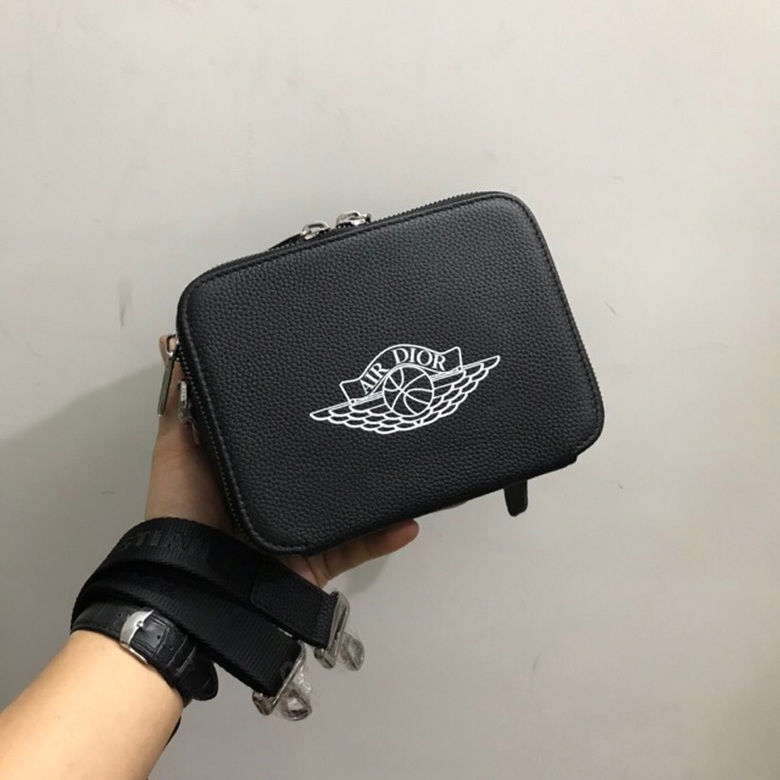 2DSBC119A 17X12.5X5cm XM