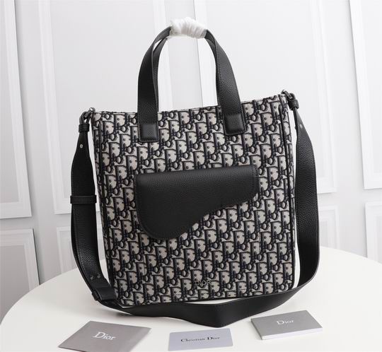Diorִ30x33x10cm wz