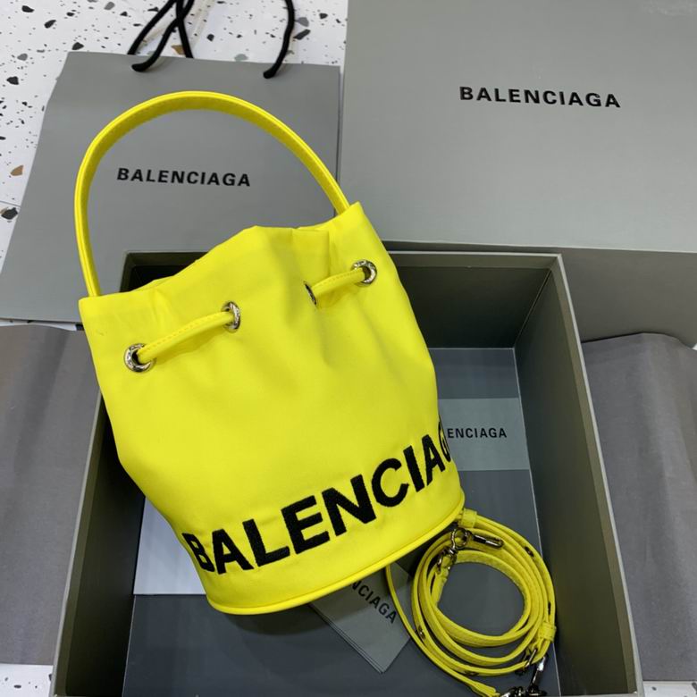 Balenciaga 15x15x18cm FY 5