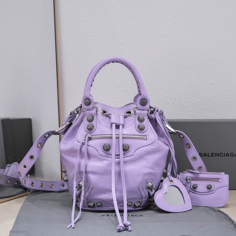 Balenciaga 30x23x17cm FY 3