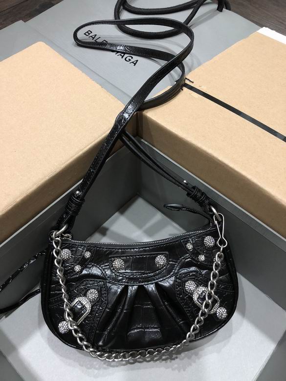 Balenciaga 20x11x4cm FY 2