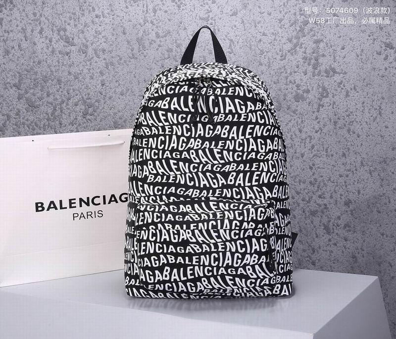 Balenciaga 5074609 XM