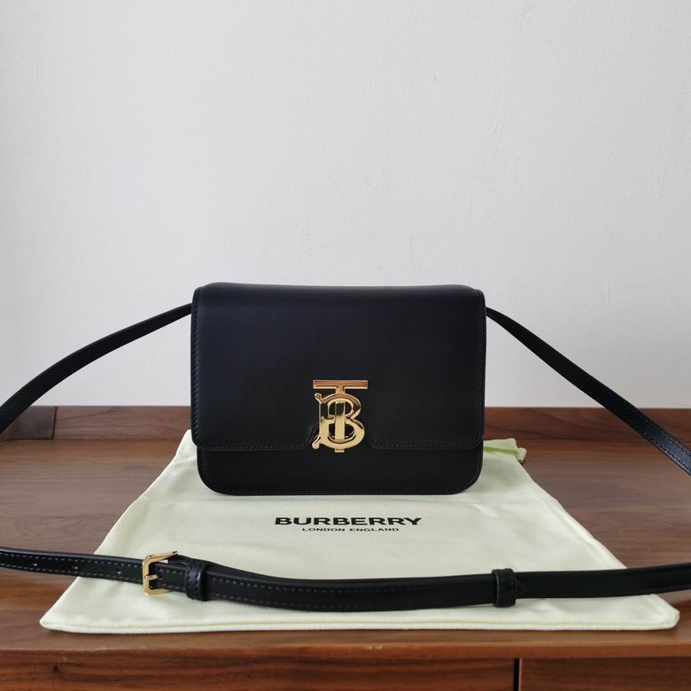 Burberry 21x16x6cm HQ