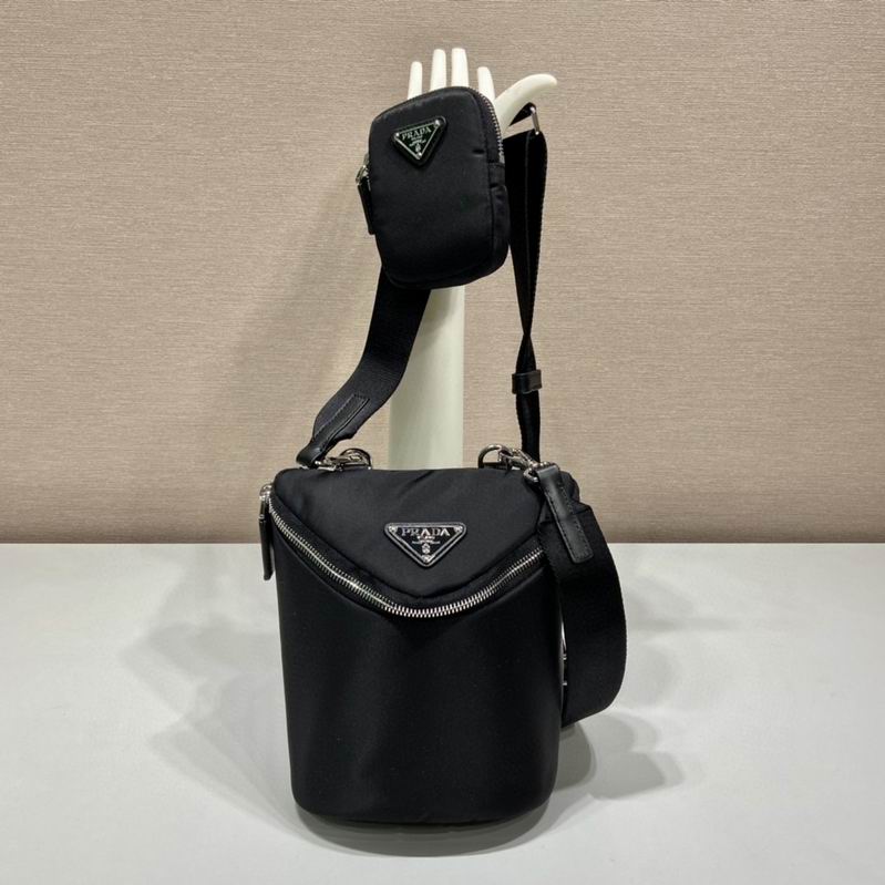 2VH147 21X15X15cm ap