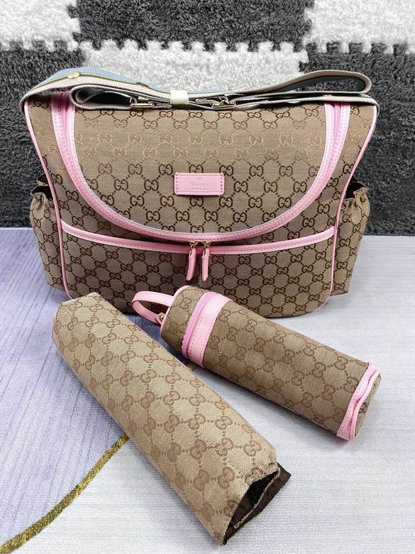 Gucci 42x30x15cm CX 2