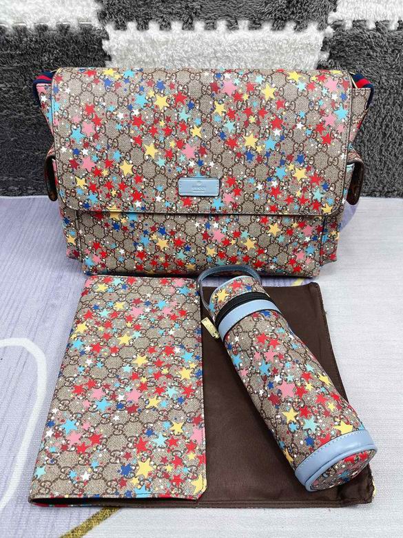 Gucci 42x30x15cm CX 12