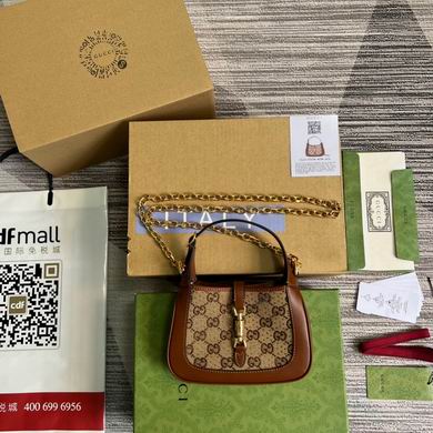 675799 19X13X13cm MP