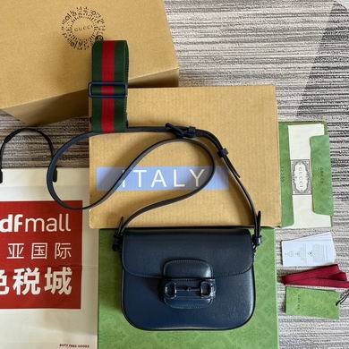 Horsebit 726226 20.5X14.5X5cm MP 2