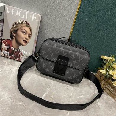 M46246 22X18X8cm YG 5