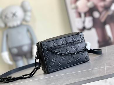 M55702 18.5X13X8cm XM