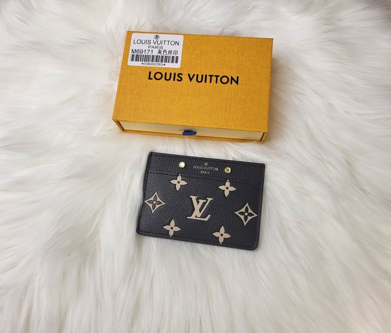 M69171 11X7.5X0.4cm YG 1