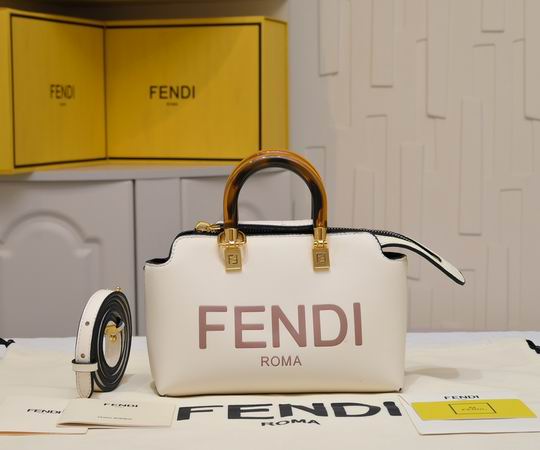 Fendi By The Way80096 17x8x12cm ww