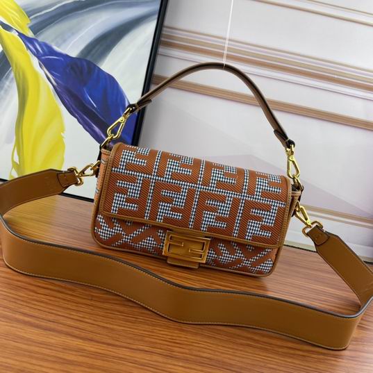 Fendi baguette 0195 26x13x6m ww