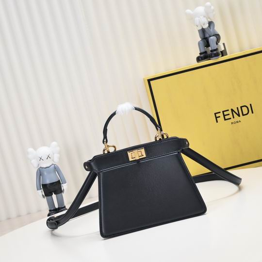 Fendi peekaboo 2309 20cm ww2色