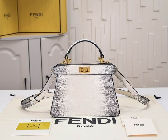 Fendi peekaboo 3355 20x15cm ww