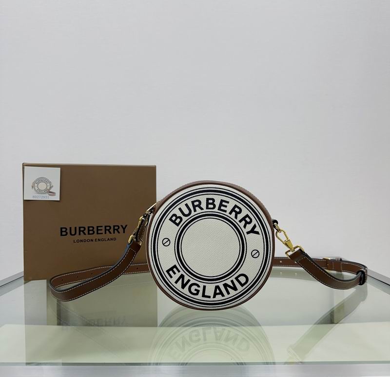 Burberry A bun bag Original