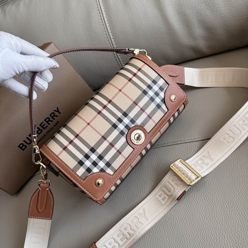 Burberry 24x8x14cm HQ 2