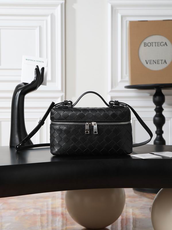 789109 22x12.5x5cm T10