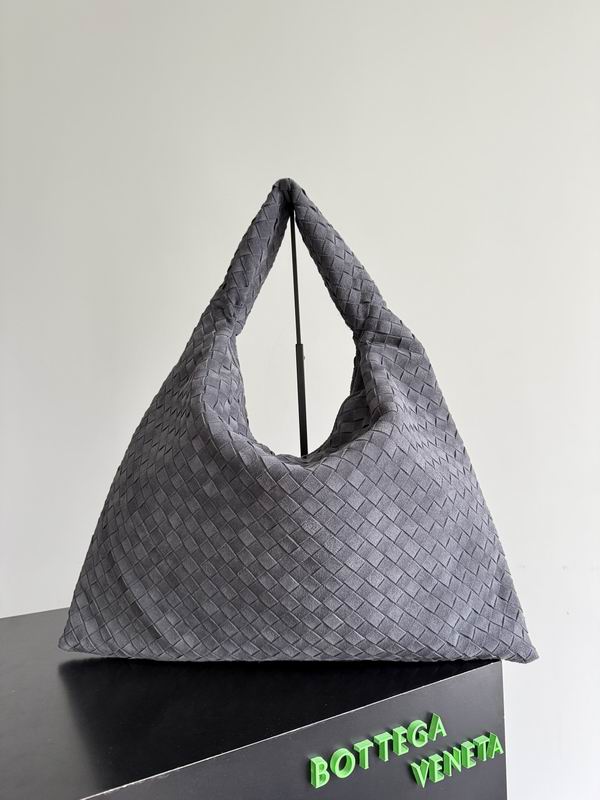 763970 53x24x13cm T1