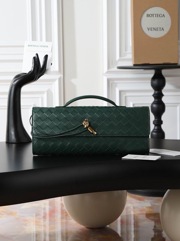 741511 31x13x3cm  T2