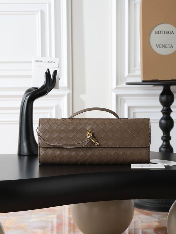 741511 31x13x3cm  T8