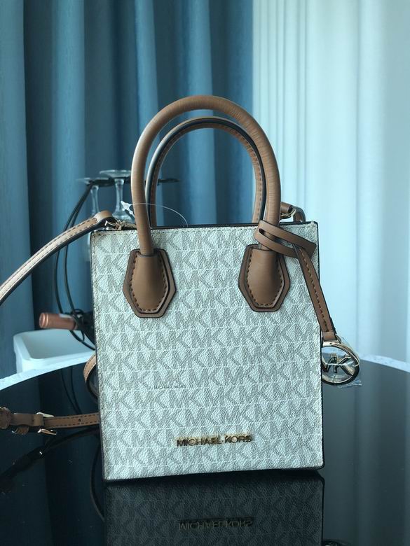 mercer 15X17X6cm 022109 EY 4