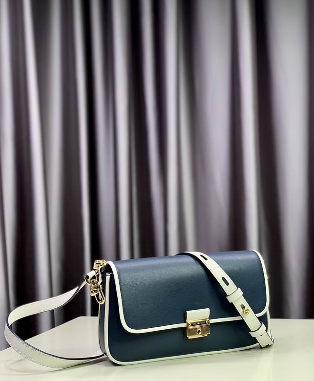 Bradshaw 26X14X4cm 031204 EY 1