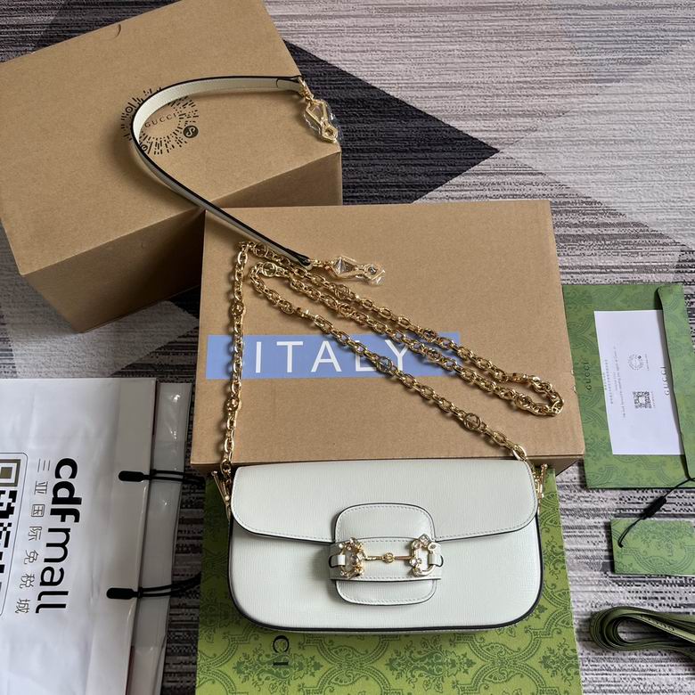 735178 24X13X5cm MP 4ɫ