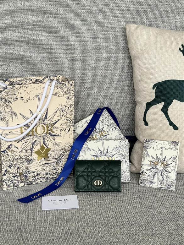 S5132UWHC_M30G 11X7.5X2.5cm YG 6