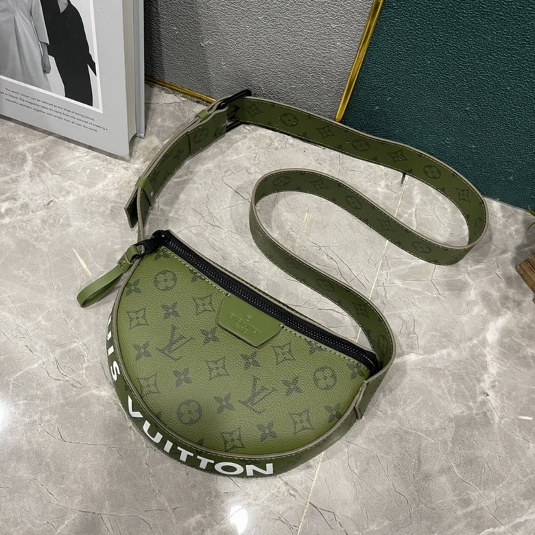 Moon Crossbodyִ1:1