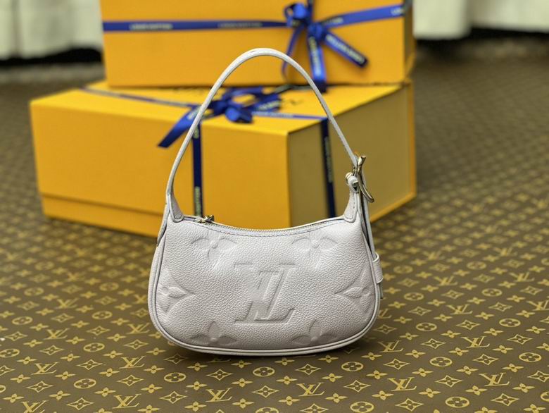 M82426 20.5X11X5cm XM