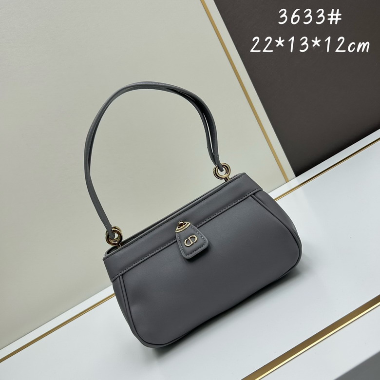 Dior 3633 22x13x12cm ww2