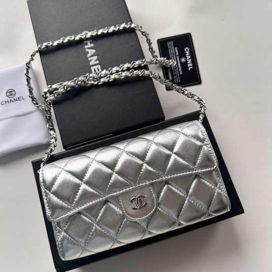 Chanel A50076 18x10.5x3.5cm zy2