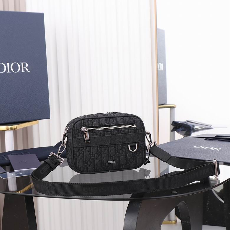 2ESWS011YKY_H03E 17X12.5X4cm XM