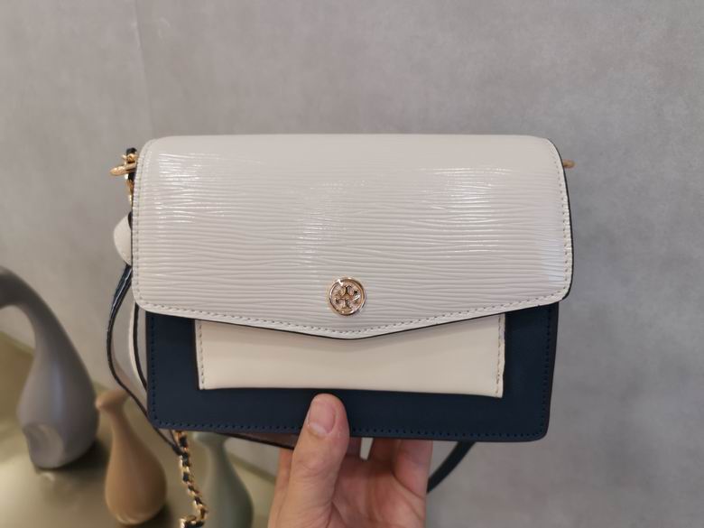 897 18.5X13X7cm TB 4