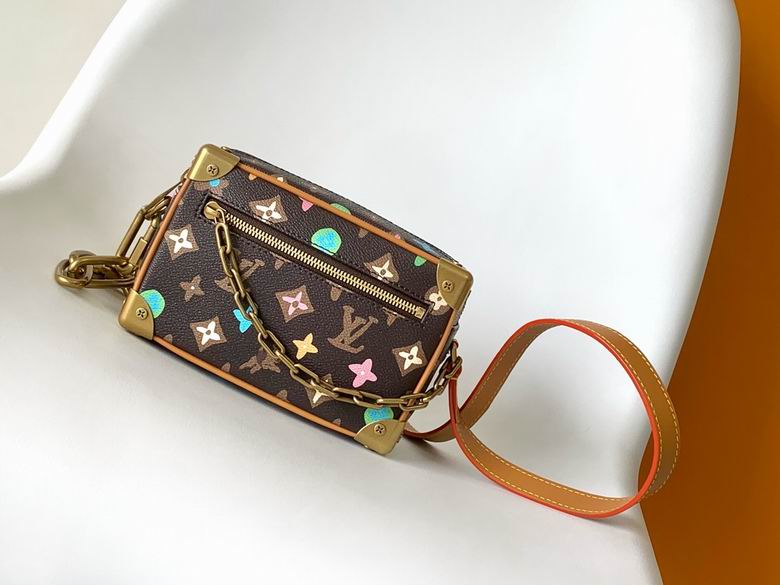 M25132 18.5X13X8cm XM