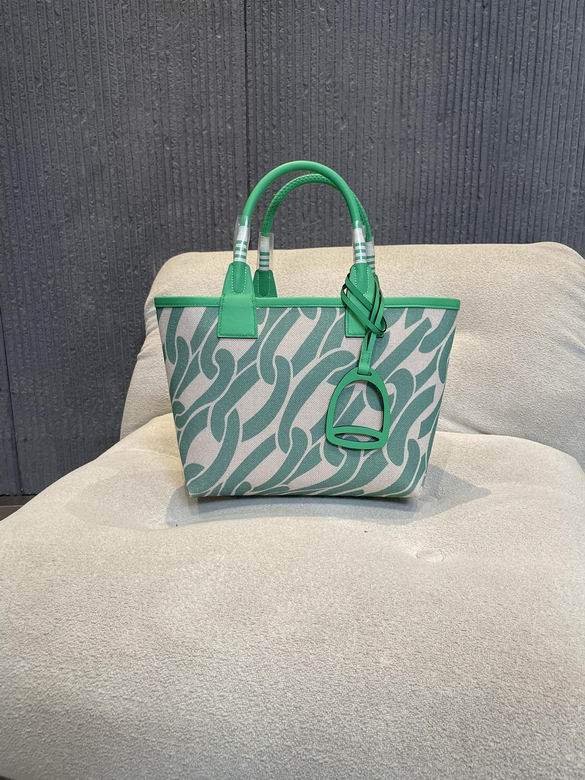 25X23X15cm 051608 AM 4