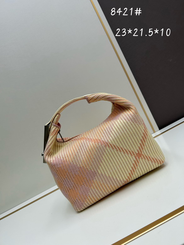 Burberry Lunch box bag1:1