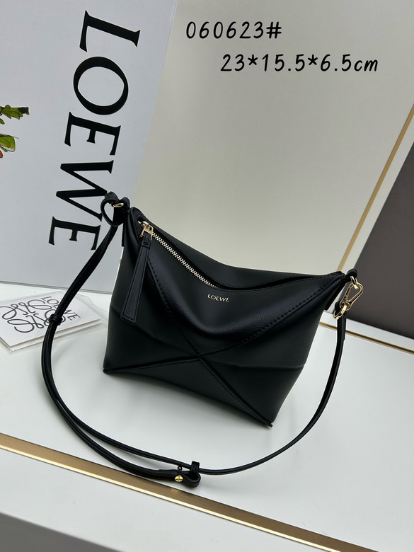 Loewe S060623 23x15.5x6.5cm jj