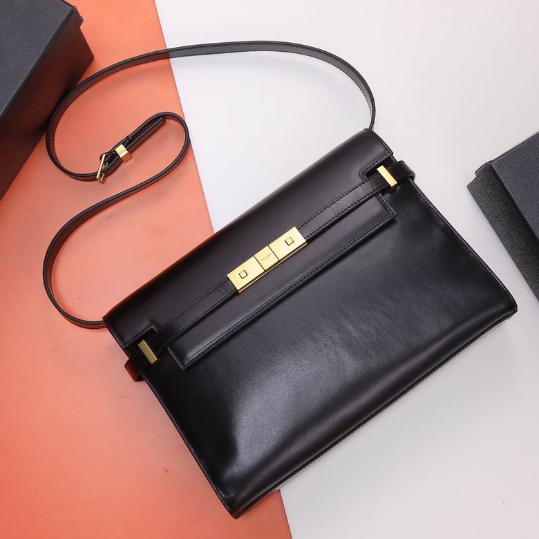 579271 29X20.5X7cm YG 7