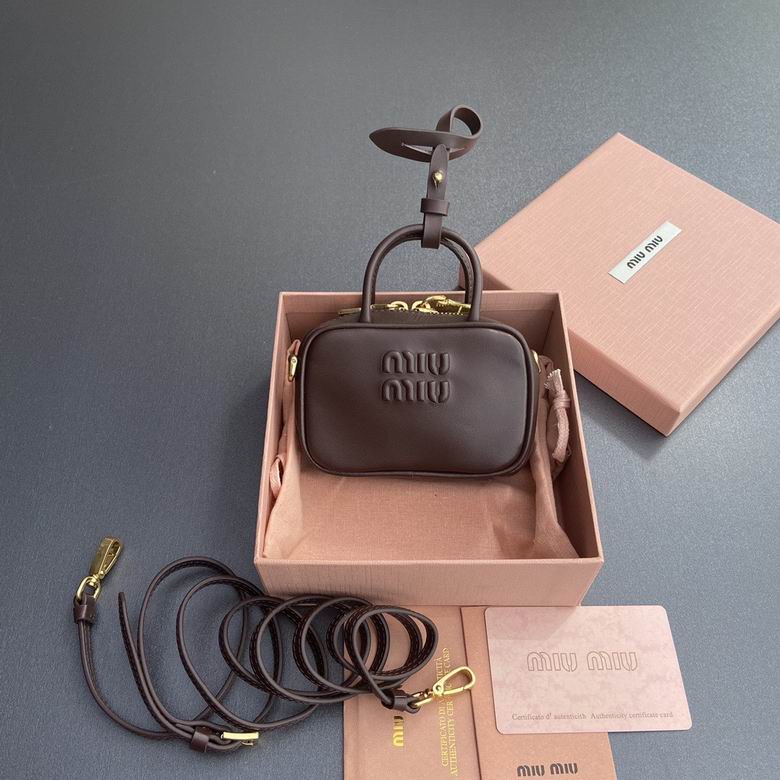 5nr036 11X7X4cm DN 4