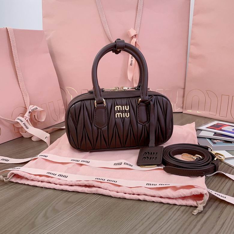 5BP088 19X10X5cm SF 6