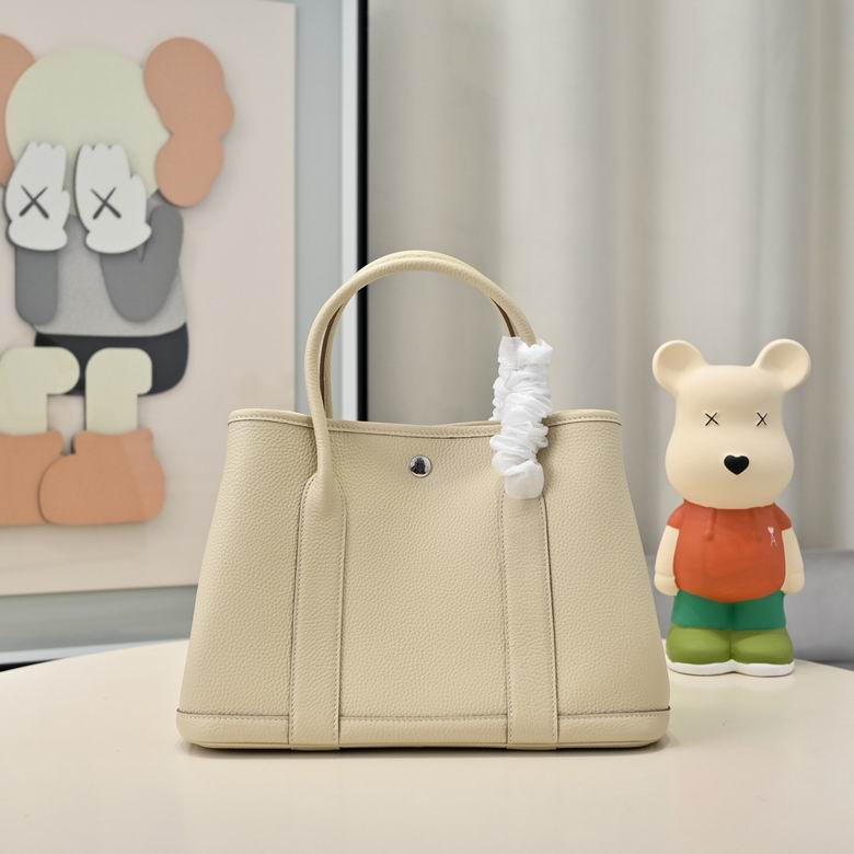 Garden Party 30X20X13cm 112109 AM 9