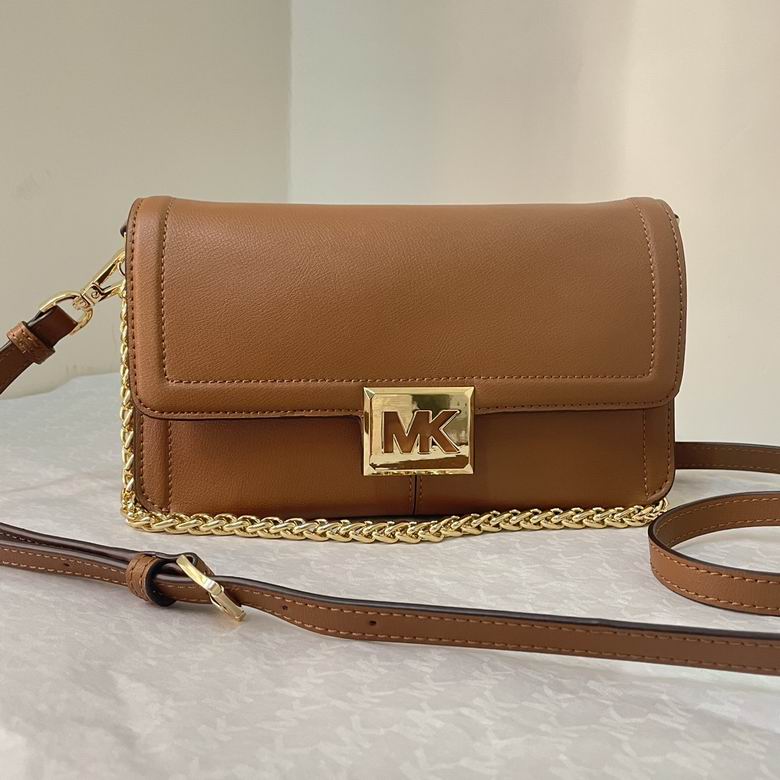 27X7cX15cm 122706 EY 4colour