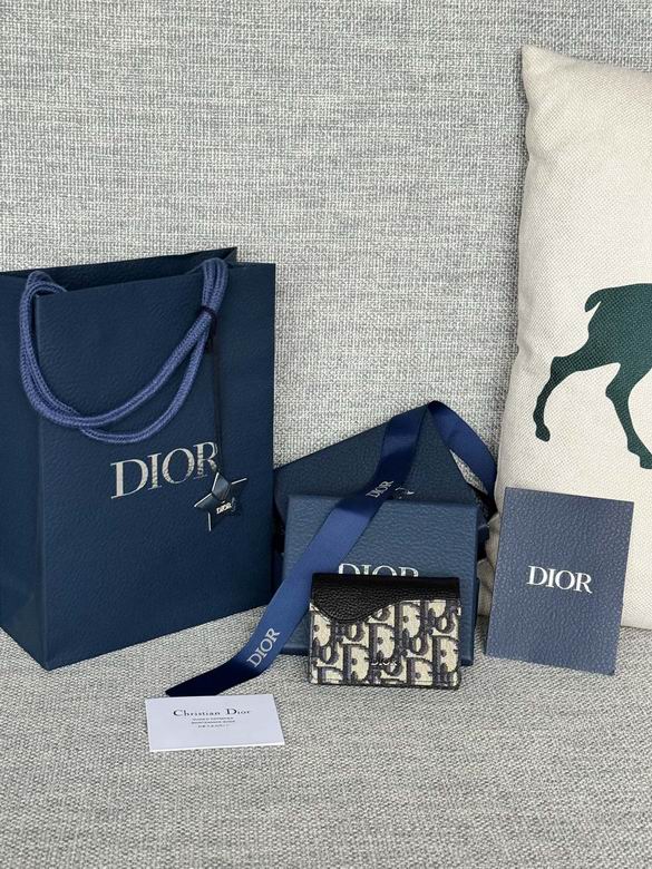 2ADCH166YKS 10X6.8X1.2cm YG 10