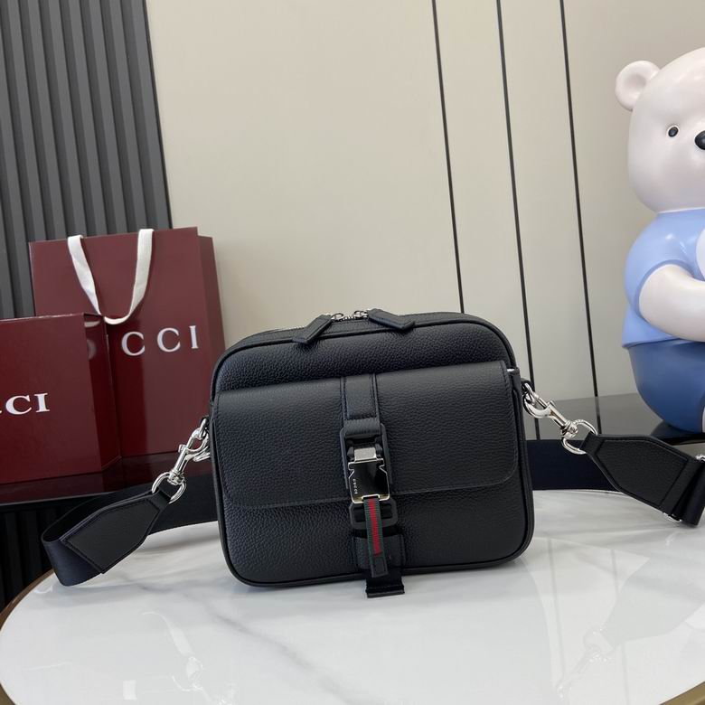 816751 23X19X10cm YG