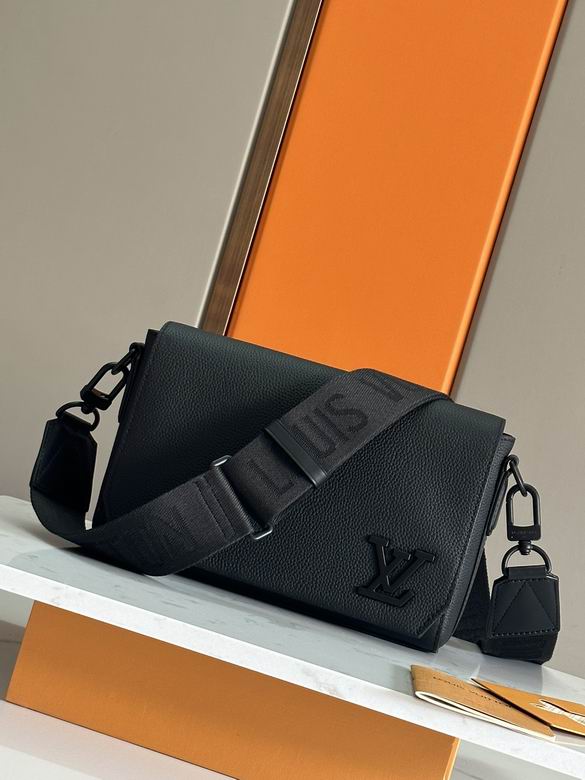 M24769 22X16.5X7cm WP