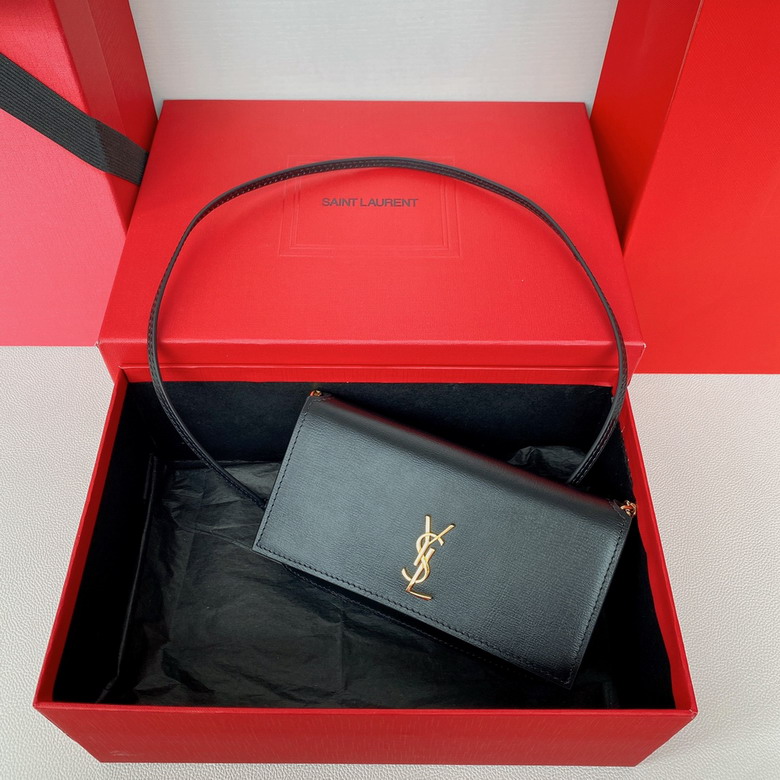 YSL Holder 635095 18x11x2cm 8D2