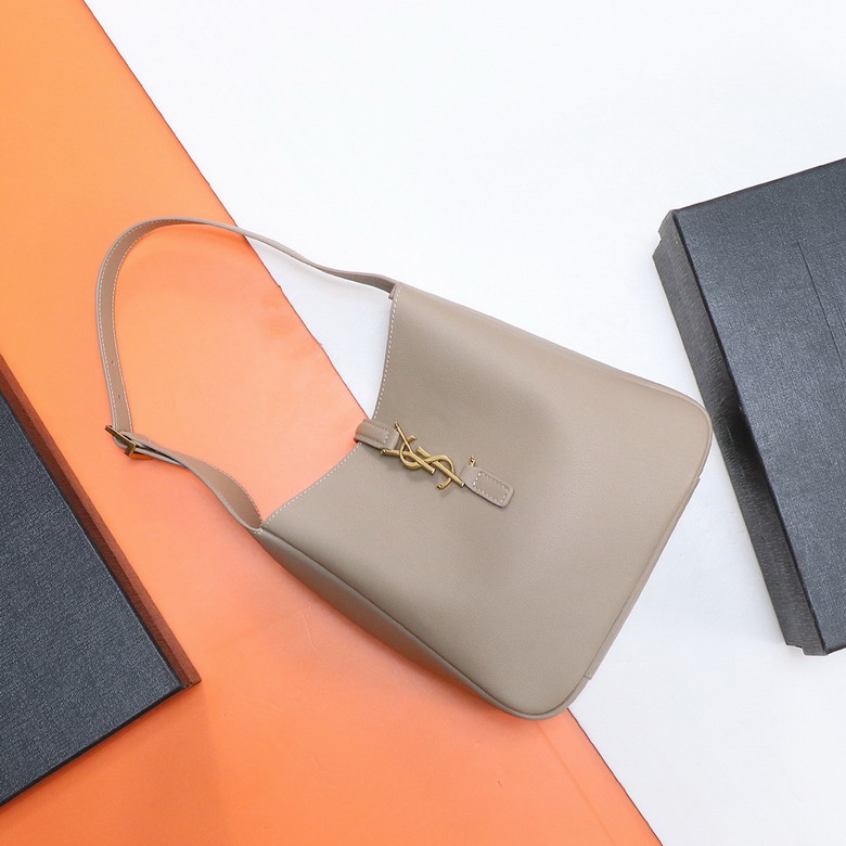 YSL Le 657230 24x24x10cm 8D1